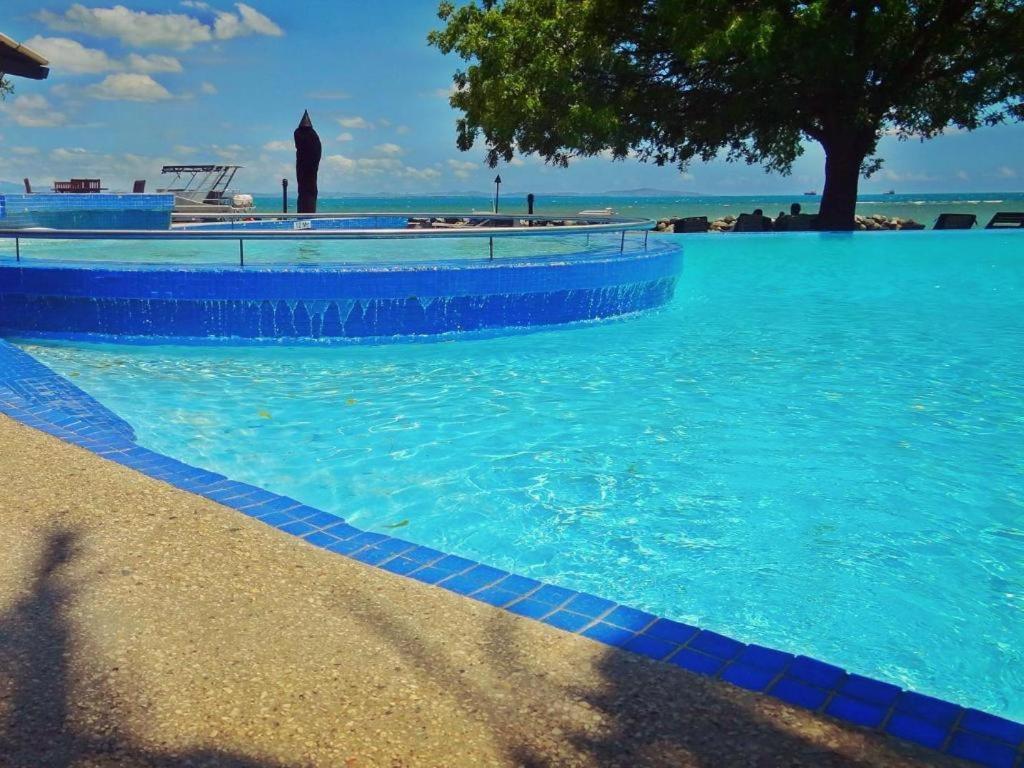 Anchorage Beach Resort Viseisei Exterior photo