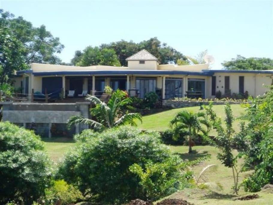 Anchorage Beach Resort Viseisei Exterior photo